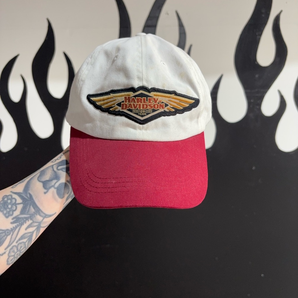 Harley-Davidson Red and Cream Cap